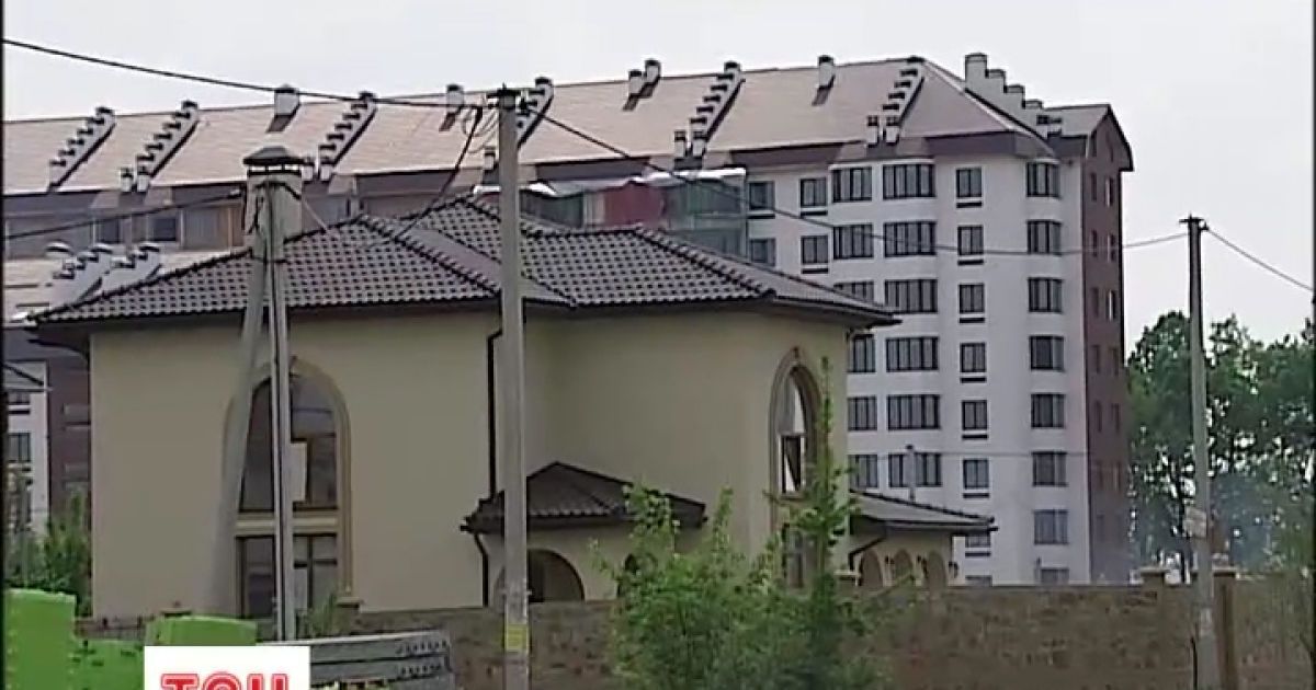 Висотки зводять на земельних ділянках з невизначеним статусом