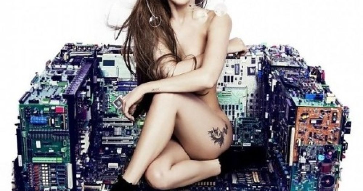 Леді Гага стала на захист ЛГБТ-спільноти