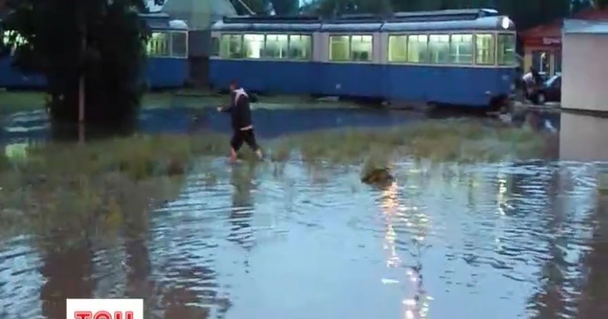 Вінниця попливла.