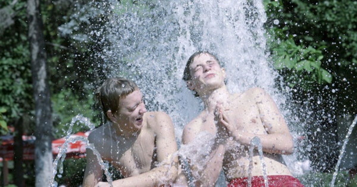 У липні і серпні українців чекає неймовірна спека.