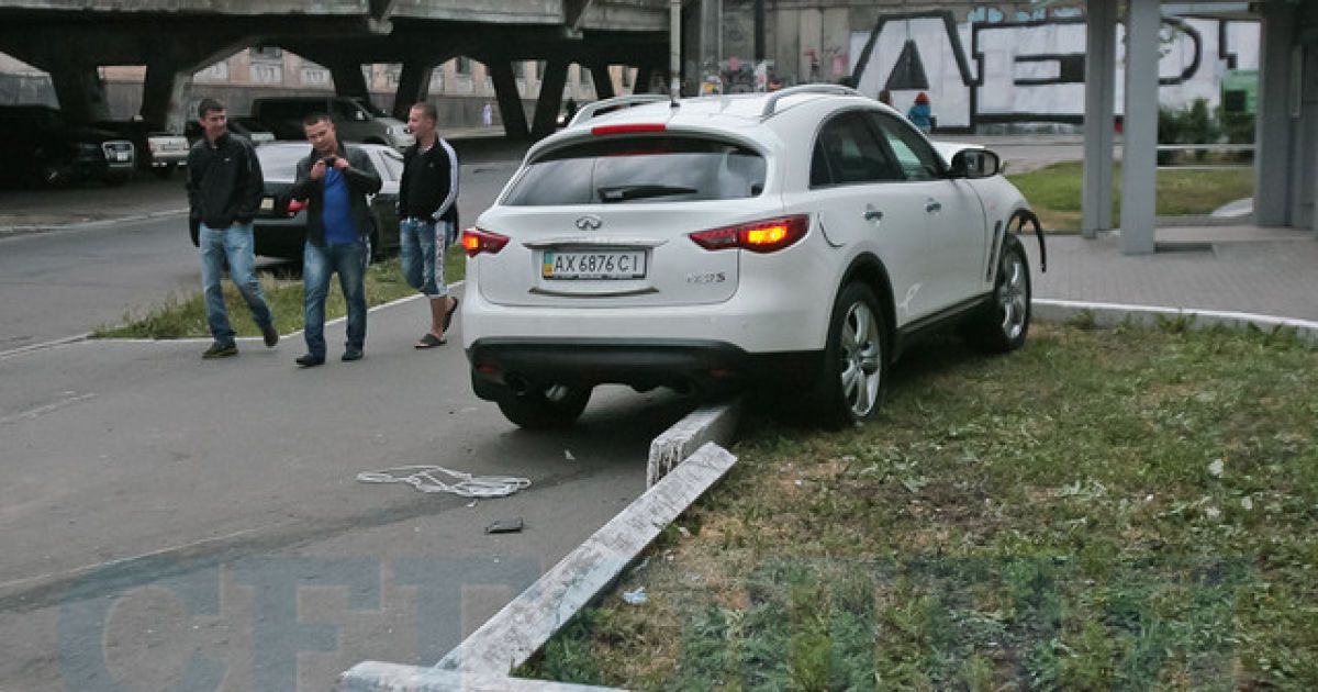 У Києві в районі станції метро "Шулявська" сталася велика аварія / © Сегодня