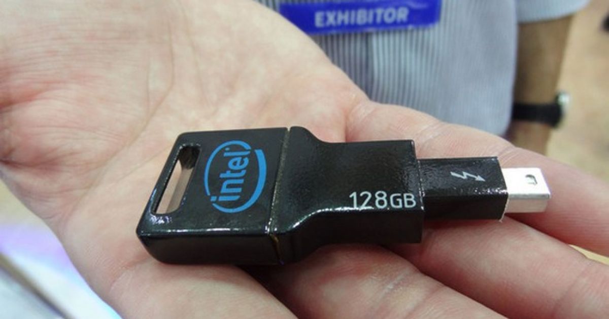 Найшвидша флешка на планеті від Intel