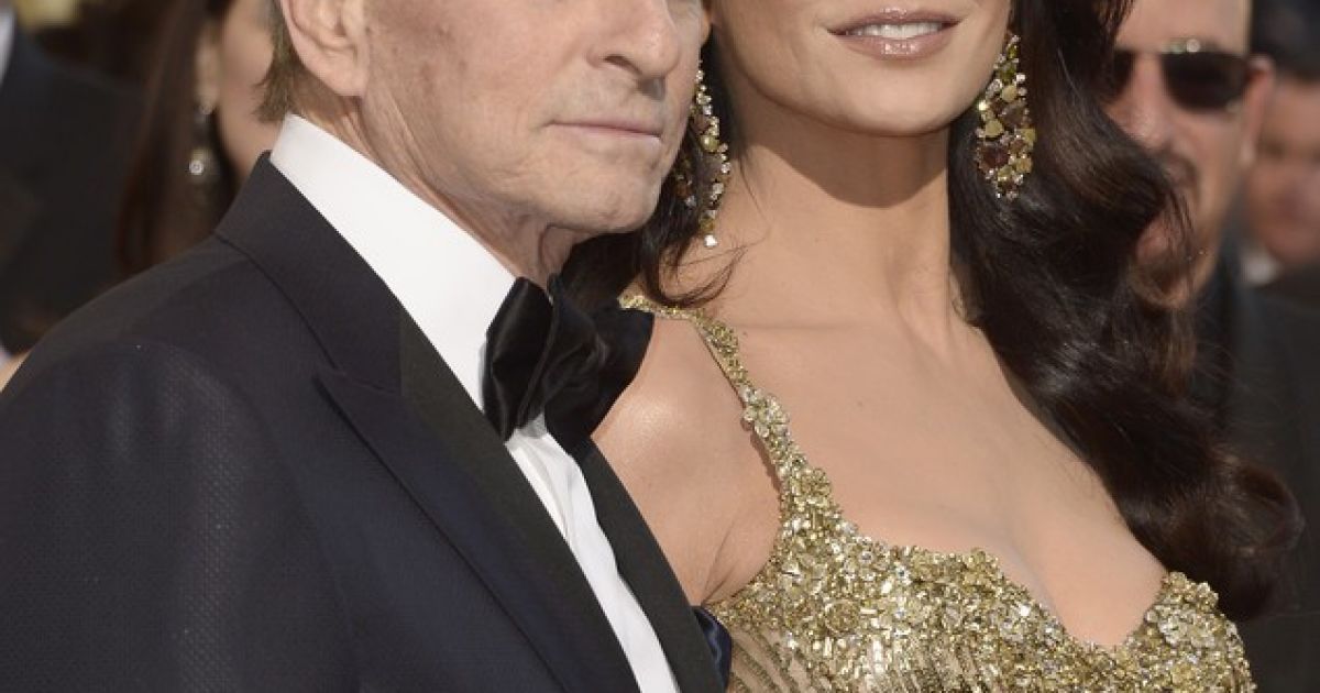 Дуглас спростував чутки про розлучення з Зета-Джонс