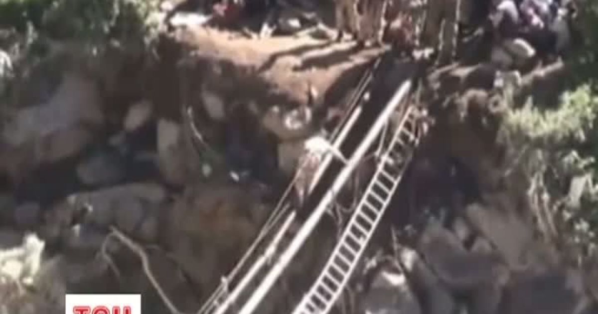 В Індії триває операція порятунку постраждалих від повені