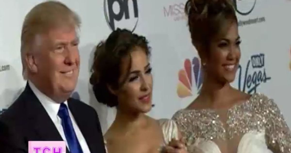 Трамп прийшов на конкурс краси в оточенні моделей