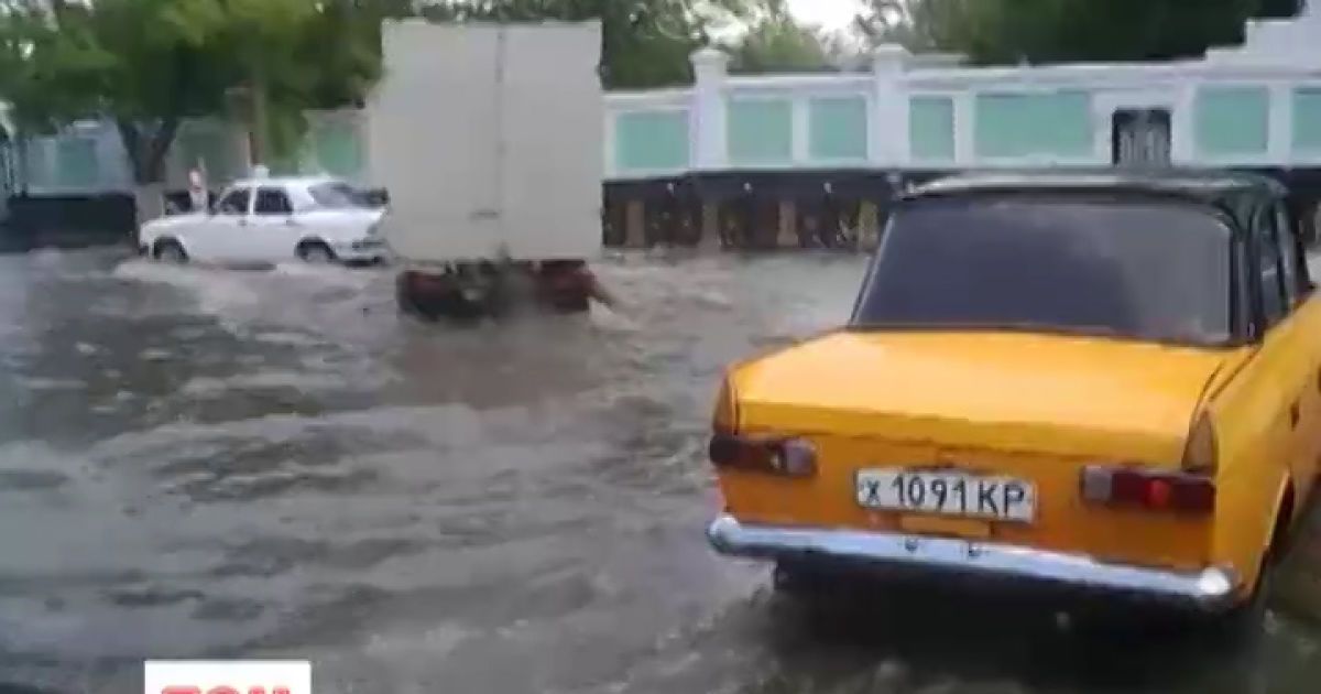 Кримська злива затопила Керч за 20 хвилин