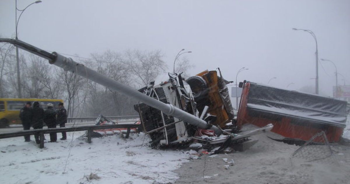 На щастя водії обох автомобілів залишилися живими