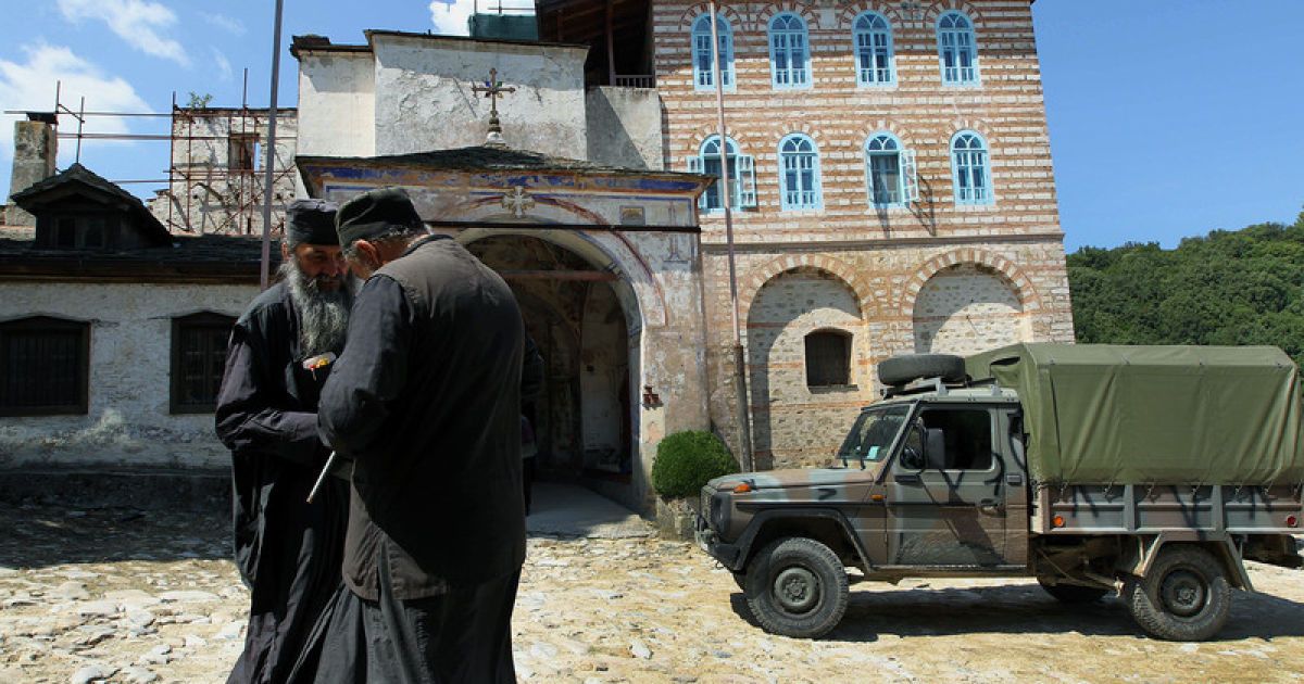 У монастирі Есфігмен на Афоні відбулися зіткнення