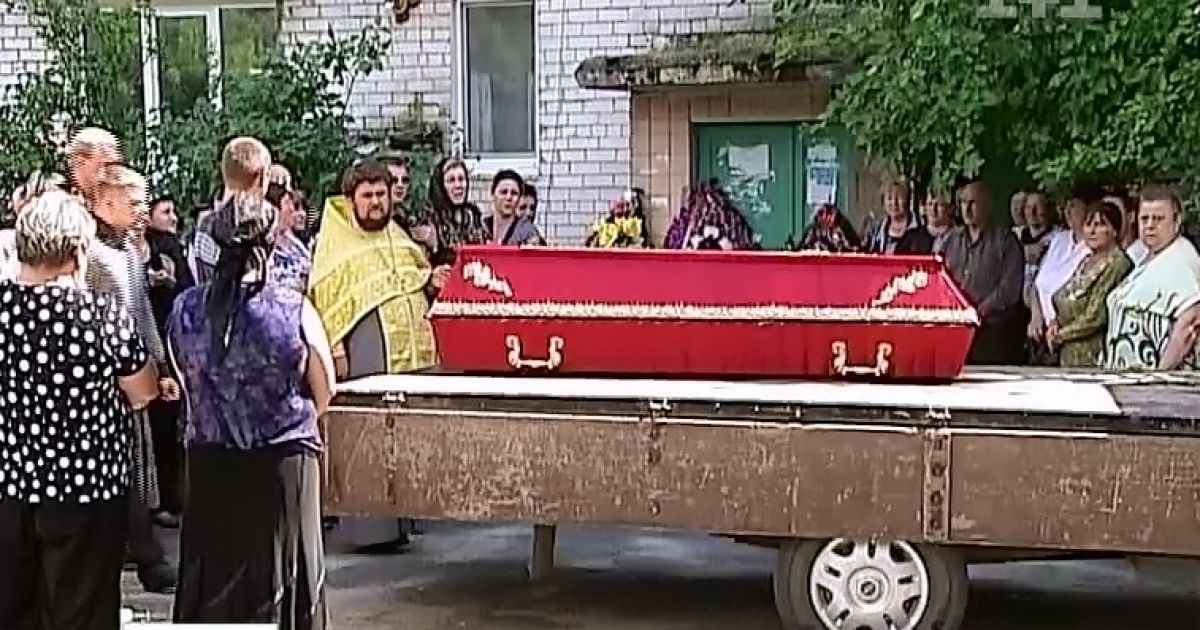 Жінку на смерть збив автомобіль з 17-річним хлопцем за кермом