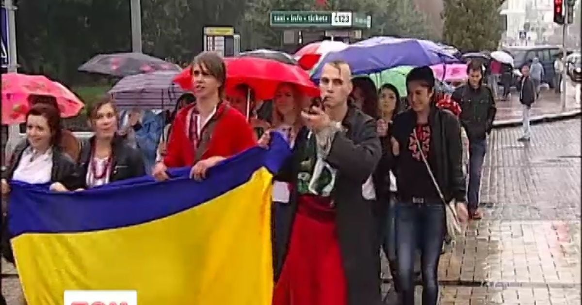 Дощ повеселитися не завадив