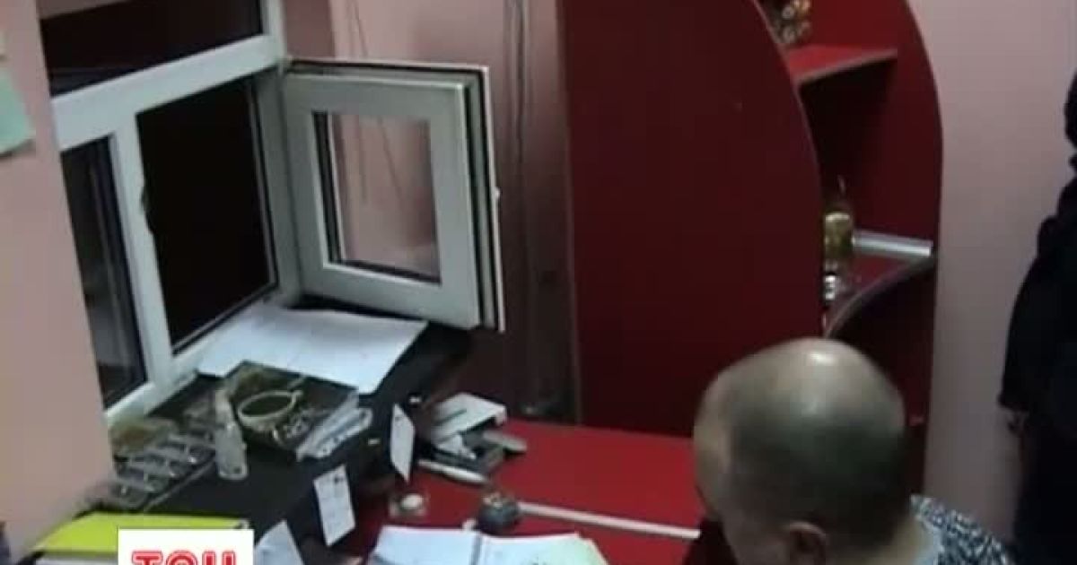 Правоохоронці імена відомих гравців підпільного казино не розголошують