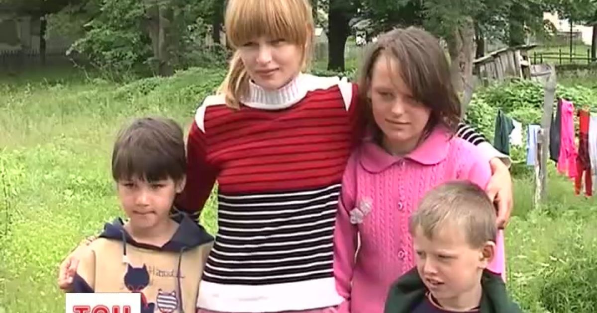 Дівчинка врятувала із вогню братика, сестричку і подругу