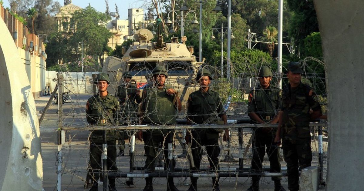 В Єгипті шукають рішення виходу з кризи