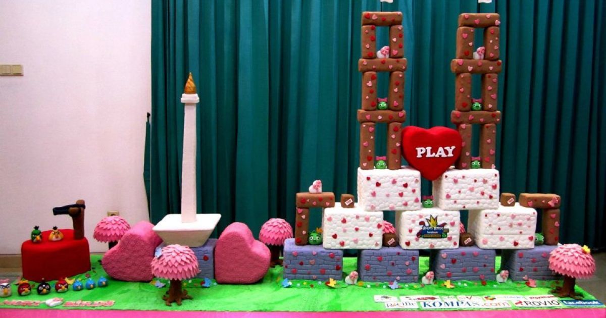 Angry Birds стали тортами і тістечками / © www.facebook.com/angrybirds