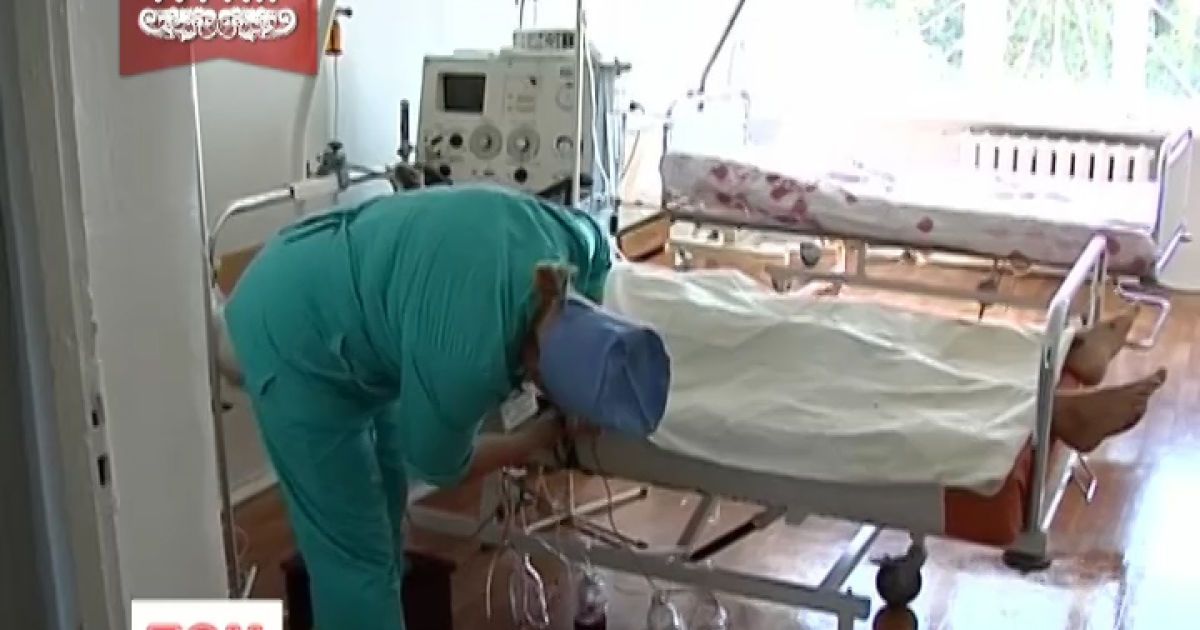 Разом із правоохоронцем на дорозі порізали і його брата