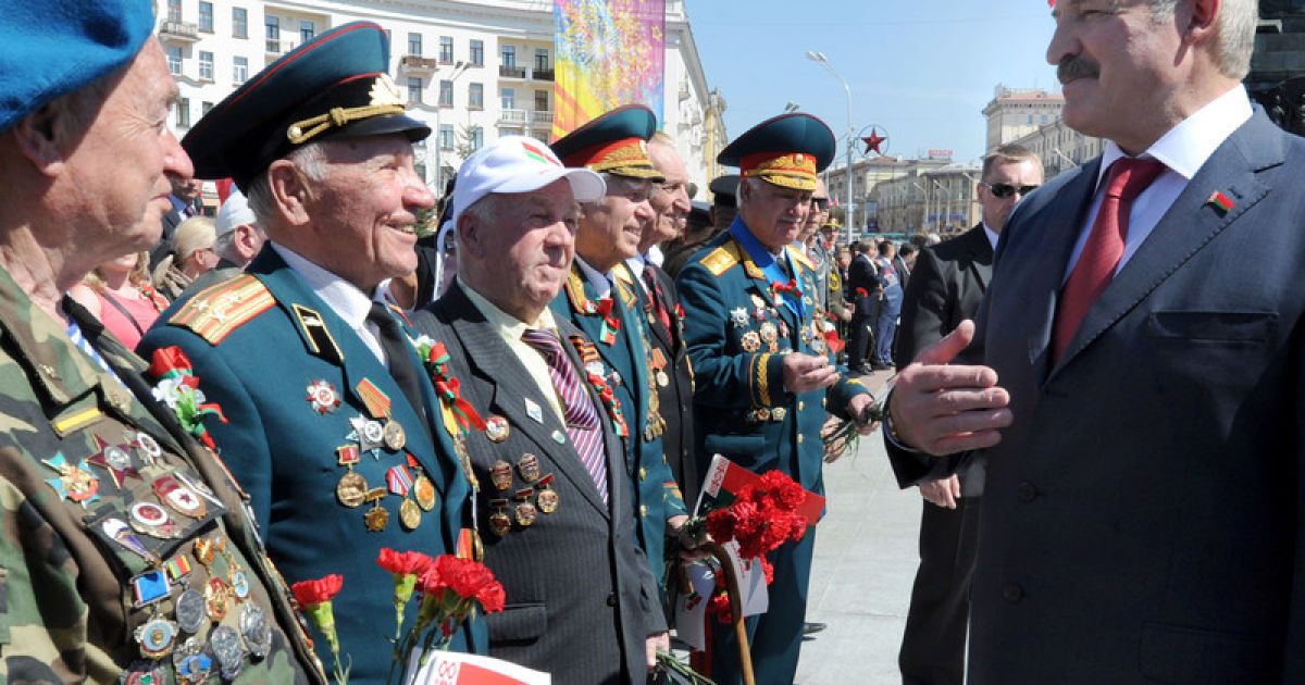 Лукашенко не хоче сплачувати "зайві" мита Росії