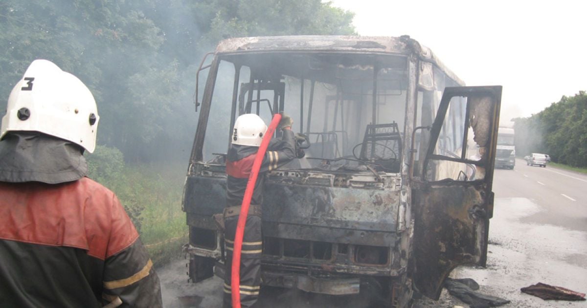 Автобус згорів за лічені хвилини
