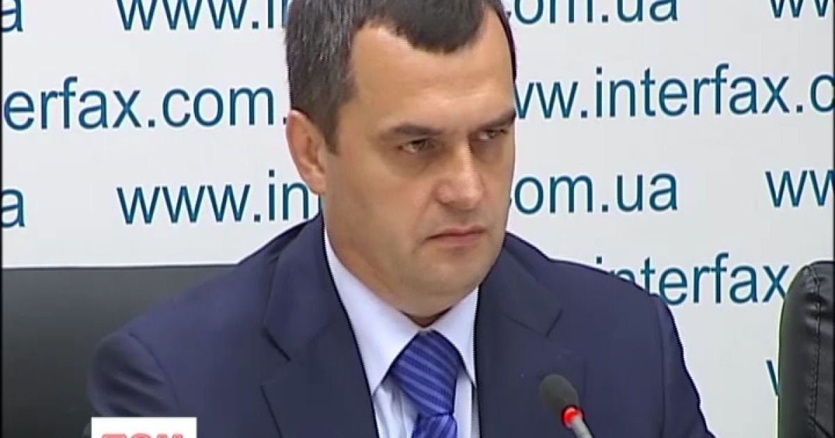 Захарченко пояснив, чому не йде у відставку після Врадіївки