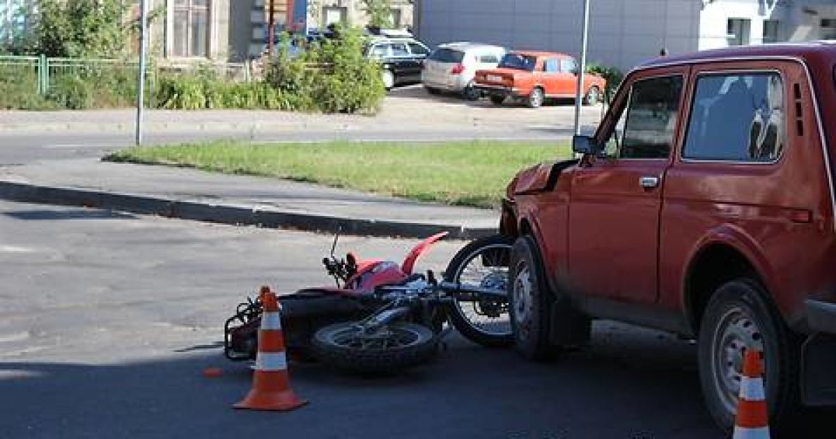 Екс-мер Тернополя потрапив в аварію з мотоциклістом / © 20 минут