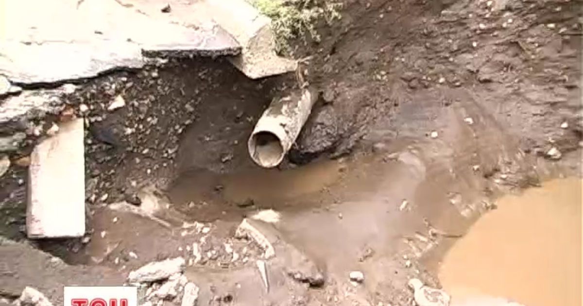 У Києві випробовують труби