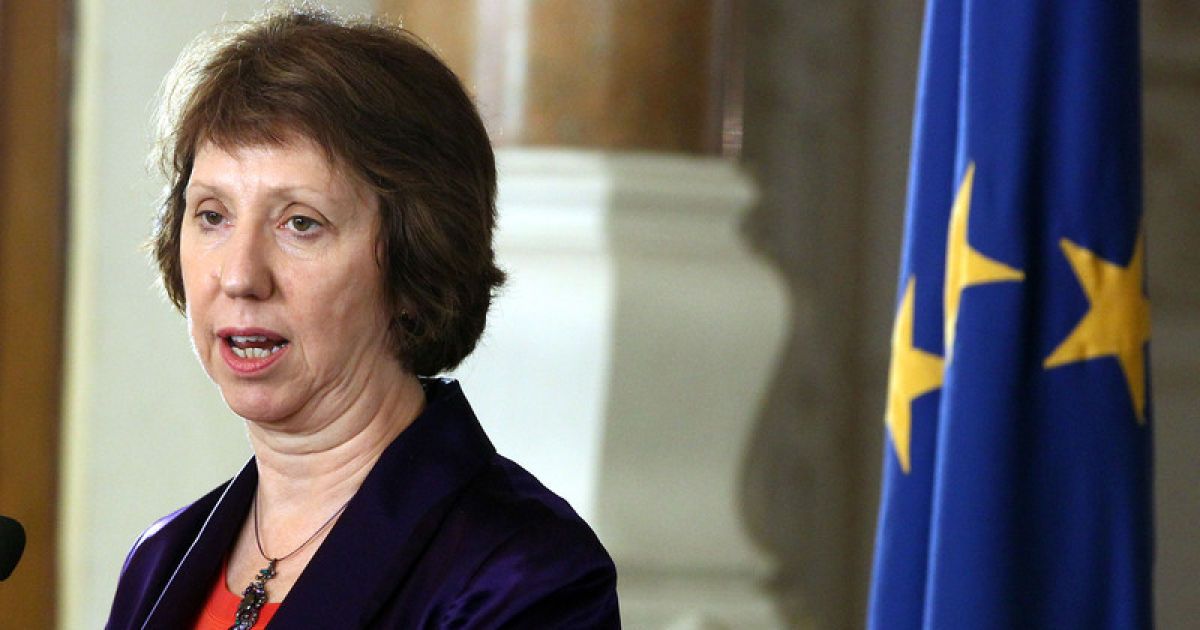 Эштон призвала к дальнейшим действиям по выходу из политического кризиса