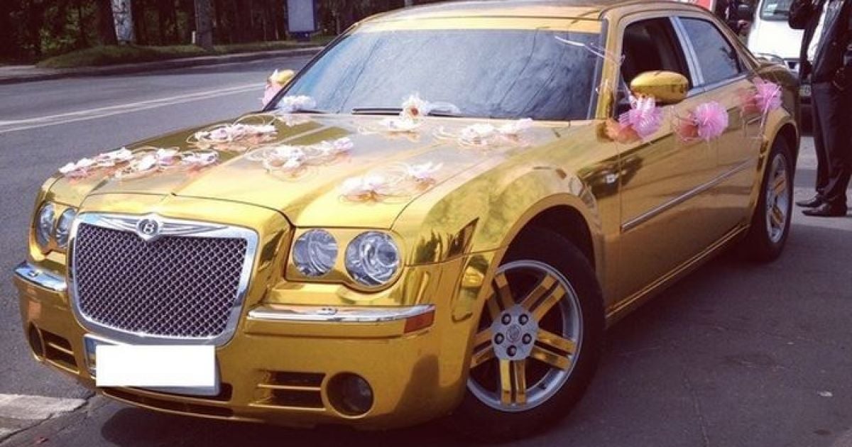 Тернополем їздить золоте VIP-авто