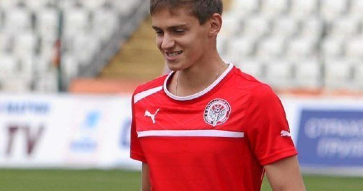 18-річний Крічмар отримав стусанів від арбітра Кадирова