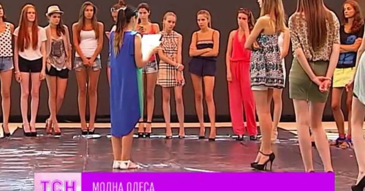 Відпочинок дівчатам лише сниться