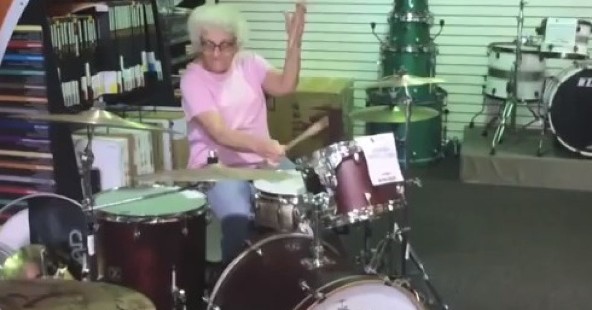 Мері Хвізда вирішила згадати старі навички