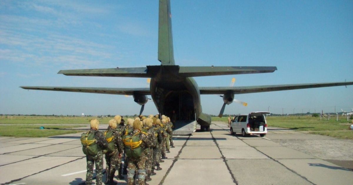 Морпіхи і десантники успішно знищили "базу терористів". / © Думская.net