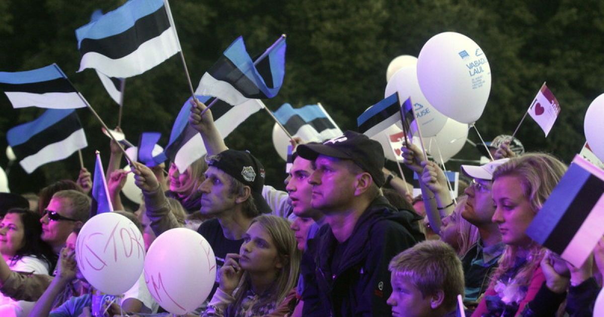Естонцям забороняють використовувати однакові прізвища
