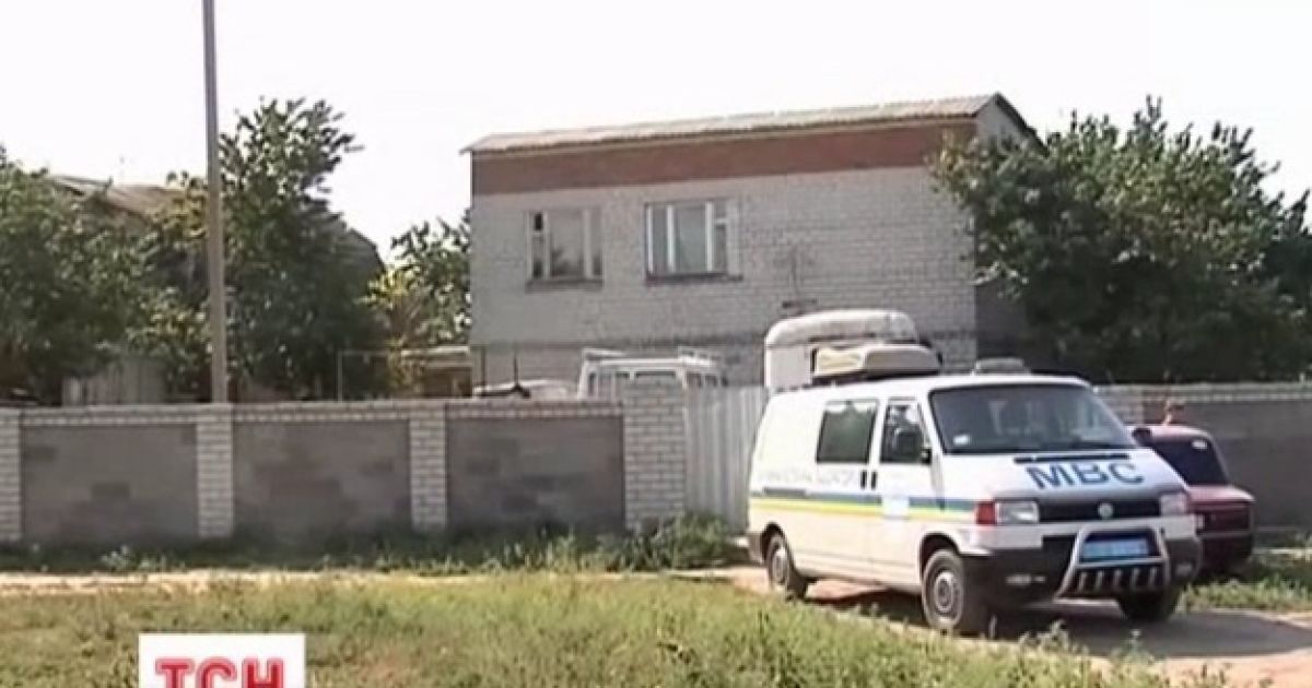 Правоохоронці досі працюють на місці трагедії