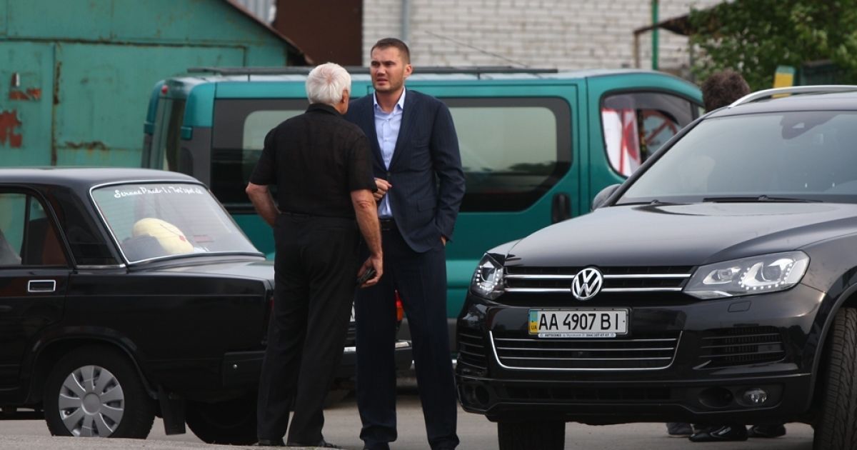 Попрощатися з Вадимом Нестерчуком прийшли друзі, колеги та прості люди / © gazeta.ua