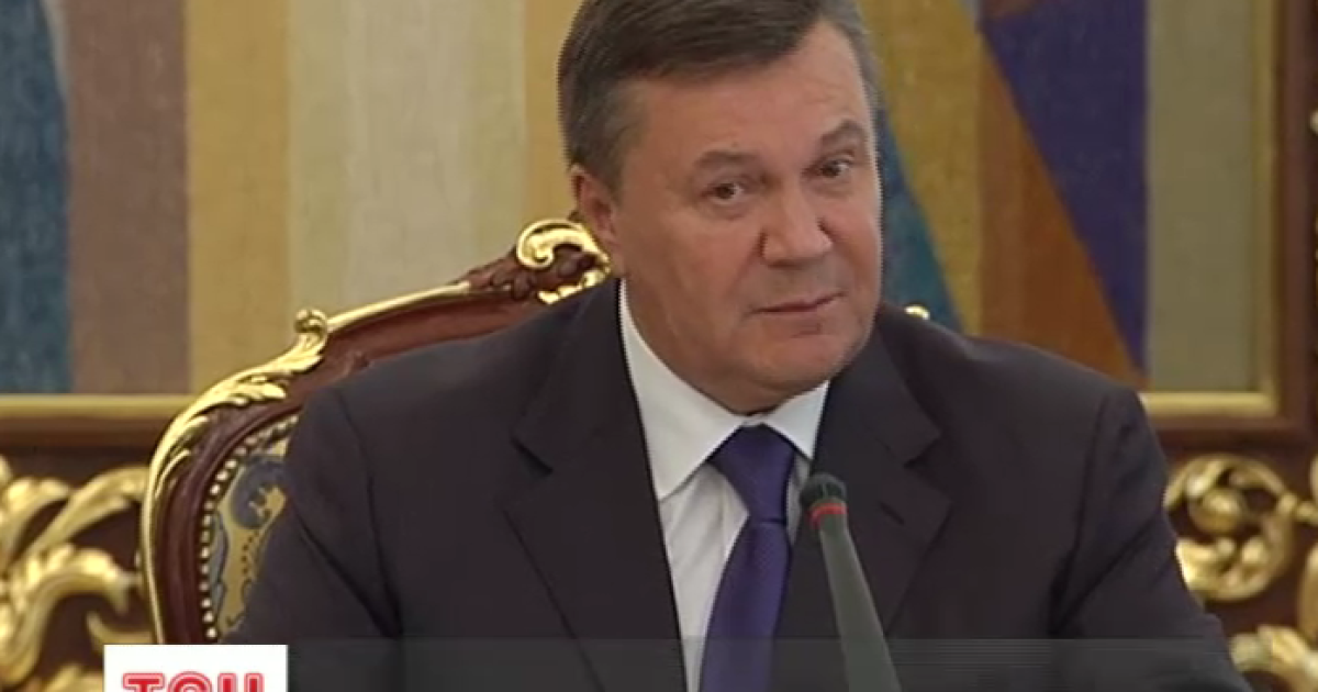 Янукович заборонив уряду йти у відпустку