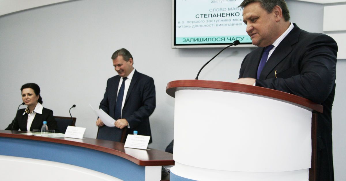 Оппозиции удалось сформировать большинство