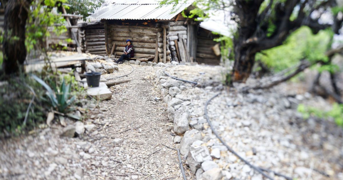 У Китаї досі працюють резервації для хворих на проказу / © Фото EPA/UPG