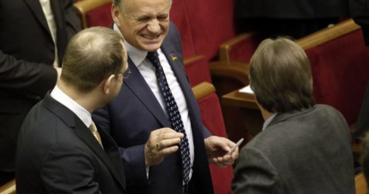 Ярослав Сухий налаштований не дати "ніякій скотині" перебивати президента