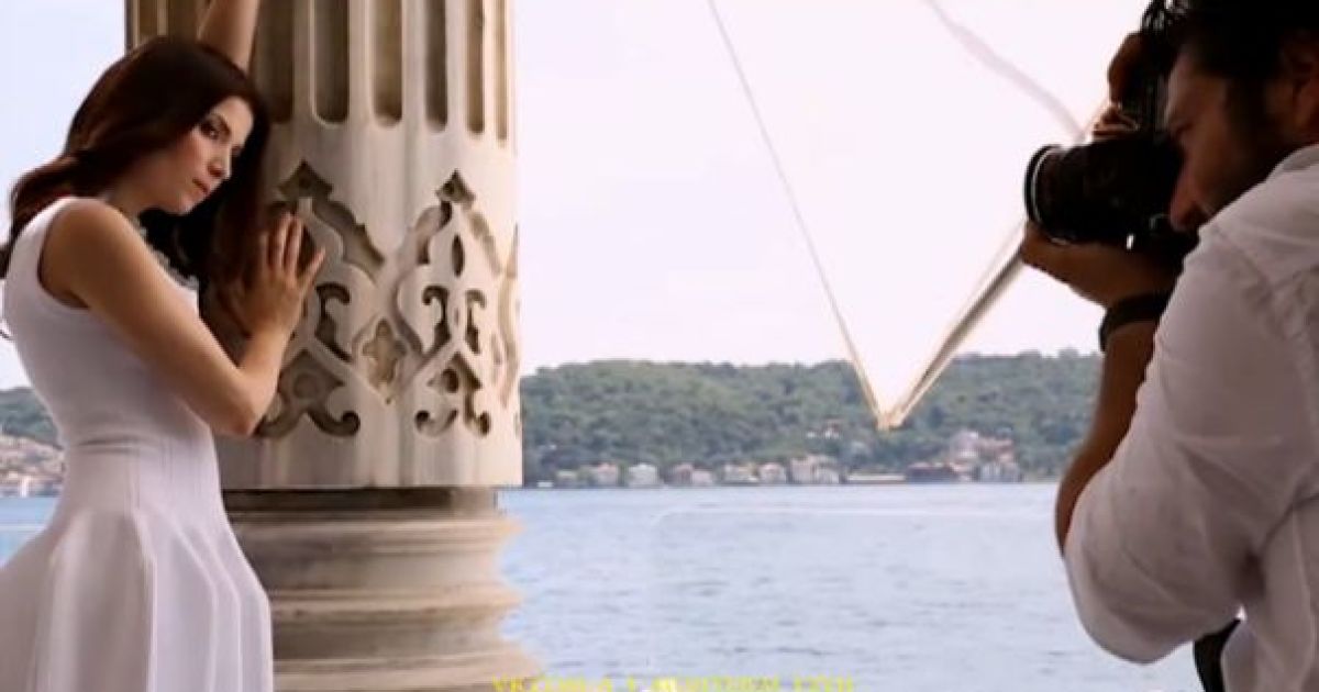 Сельма Ергеч для Elle / © avtomir.com