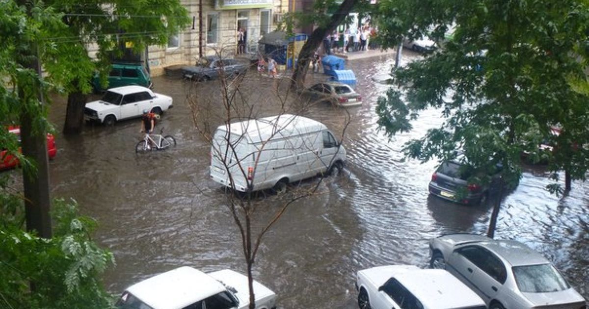 Одеса пережила шалену грозу зі зливою, градом і вітром / © Одесса как она есть