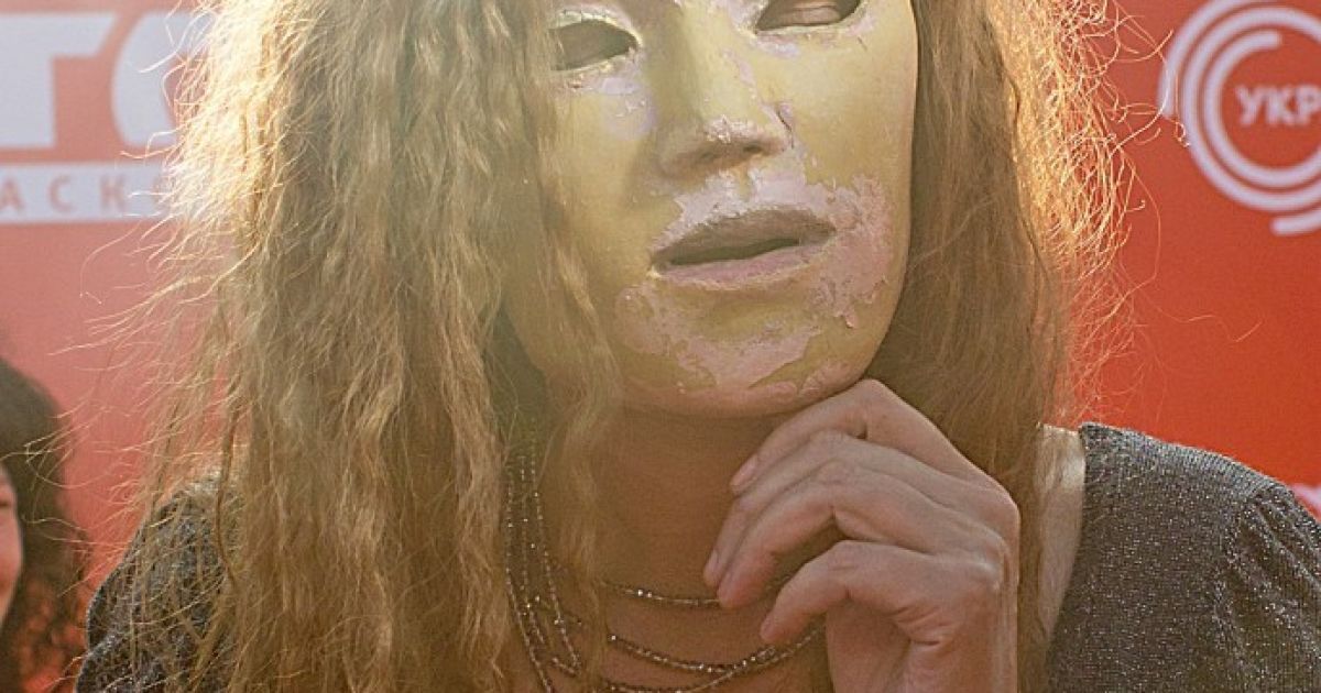 Зірки пройшлися червоною доріжкою на закритті фестивалю / © dumskaya.net