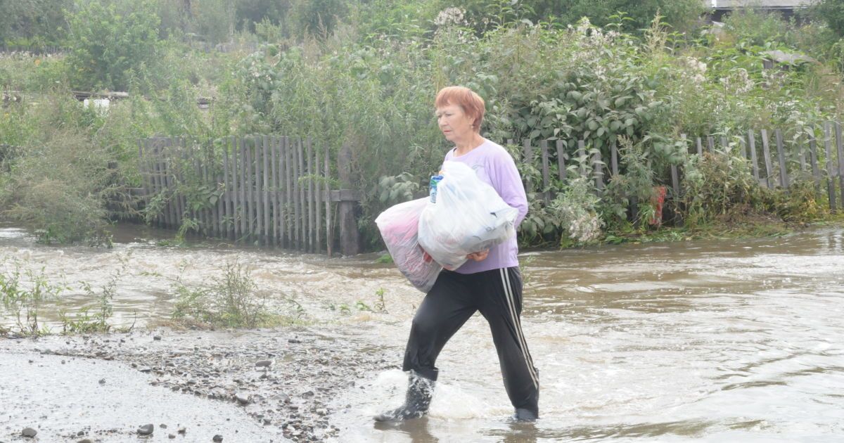 Наразі йде бурхливий потік води / © vk.com/antiamatue_pravda