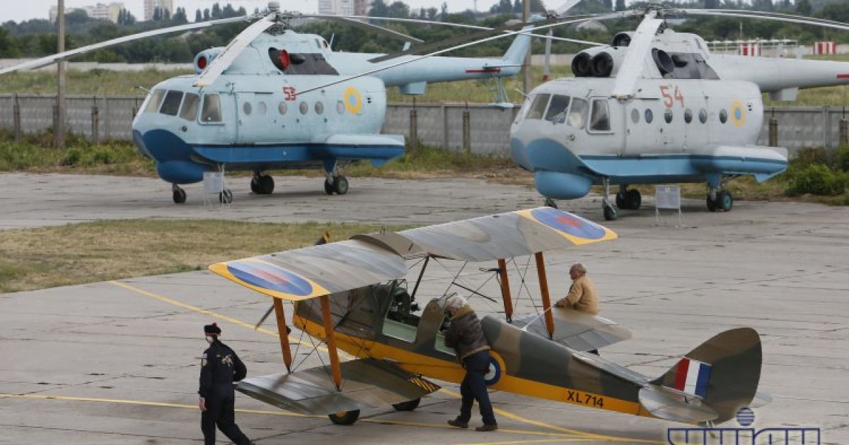 Колекцію британського принца продемонстрували у "Жулянах" / © УНІАН