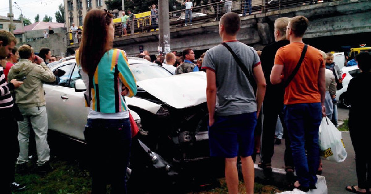 У Києві в районі станції метро "Шулявська" сталася велика аварія / © Сегодня