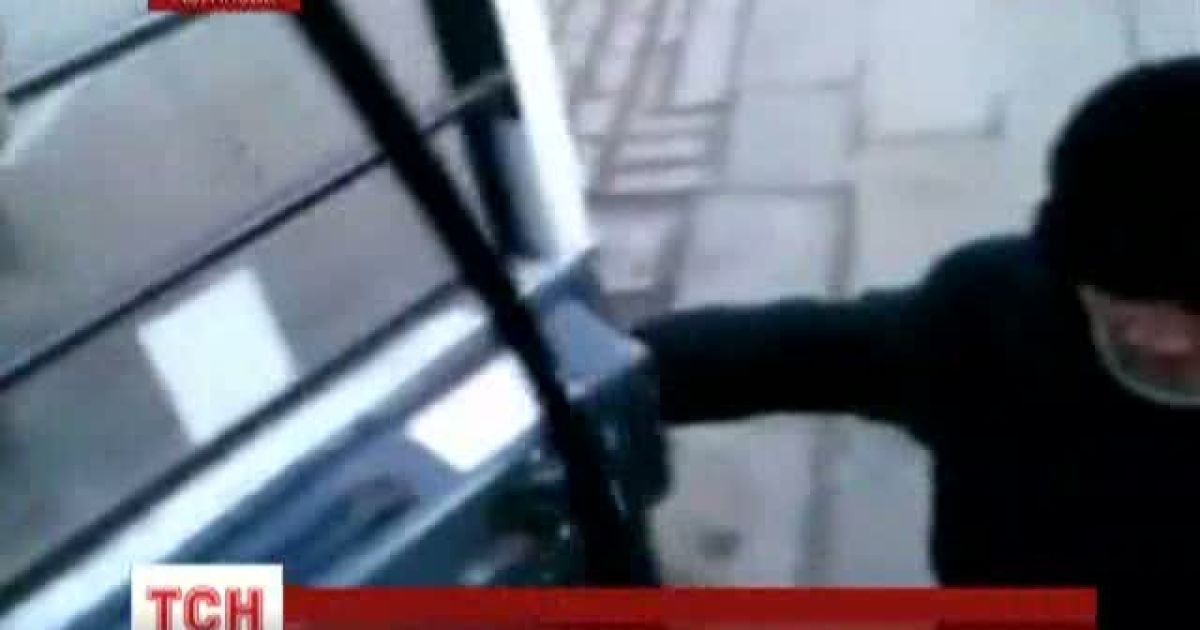 Кравченка так шокували міські маршрутки, що він вирішив їх позбутись