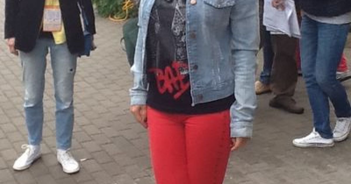 Лорак приїхала на репитицію у стильному одязі