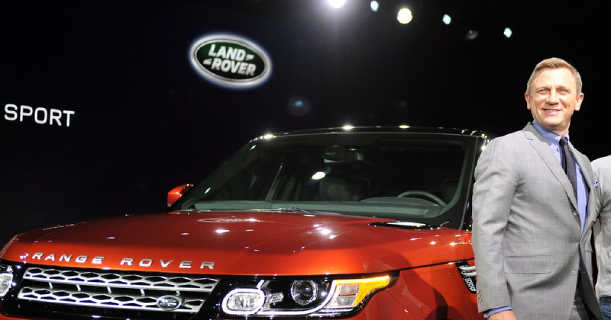 Деніел Крейґ представив новий Range Rover Sport