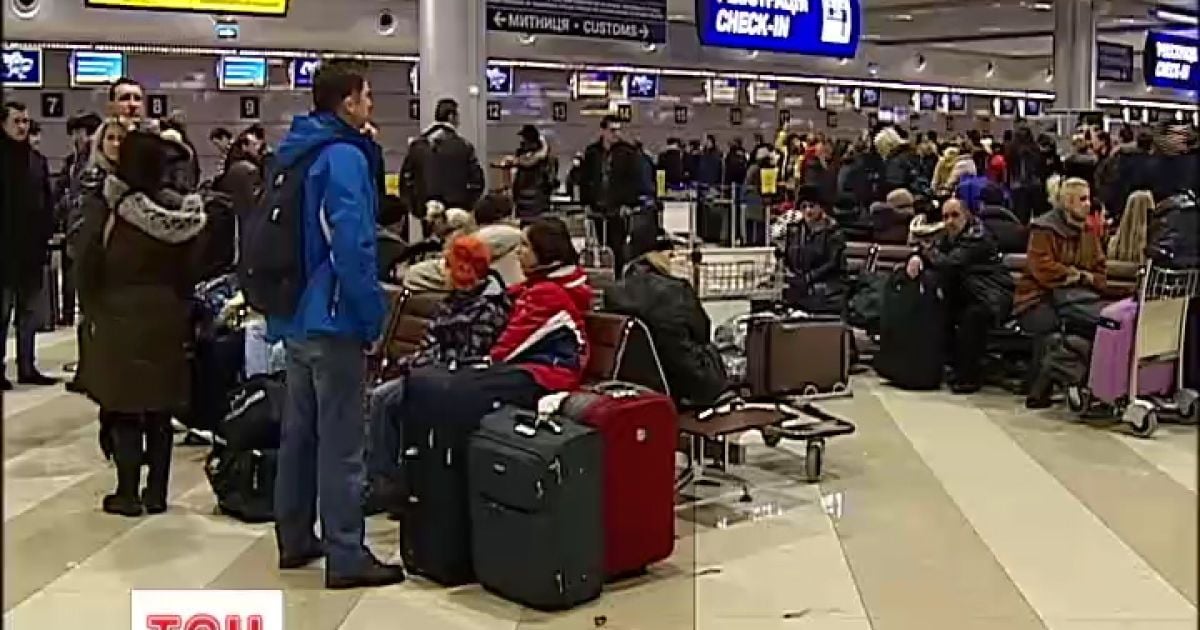 Українці витрачають тисячі гривень на зайві транзитні перельоти