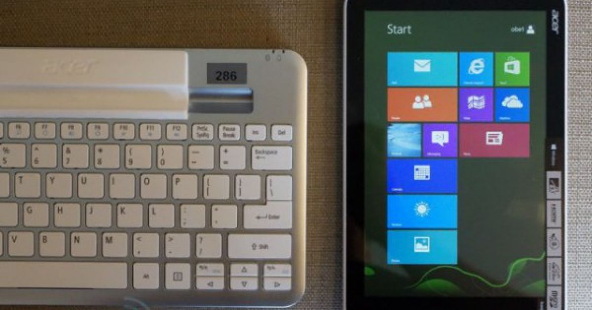 Iconia W3 / © engadget.com