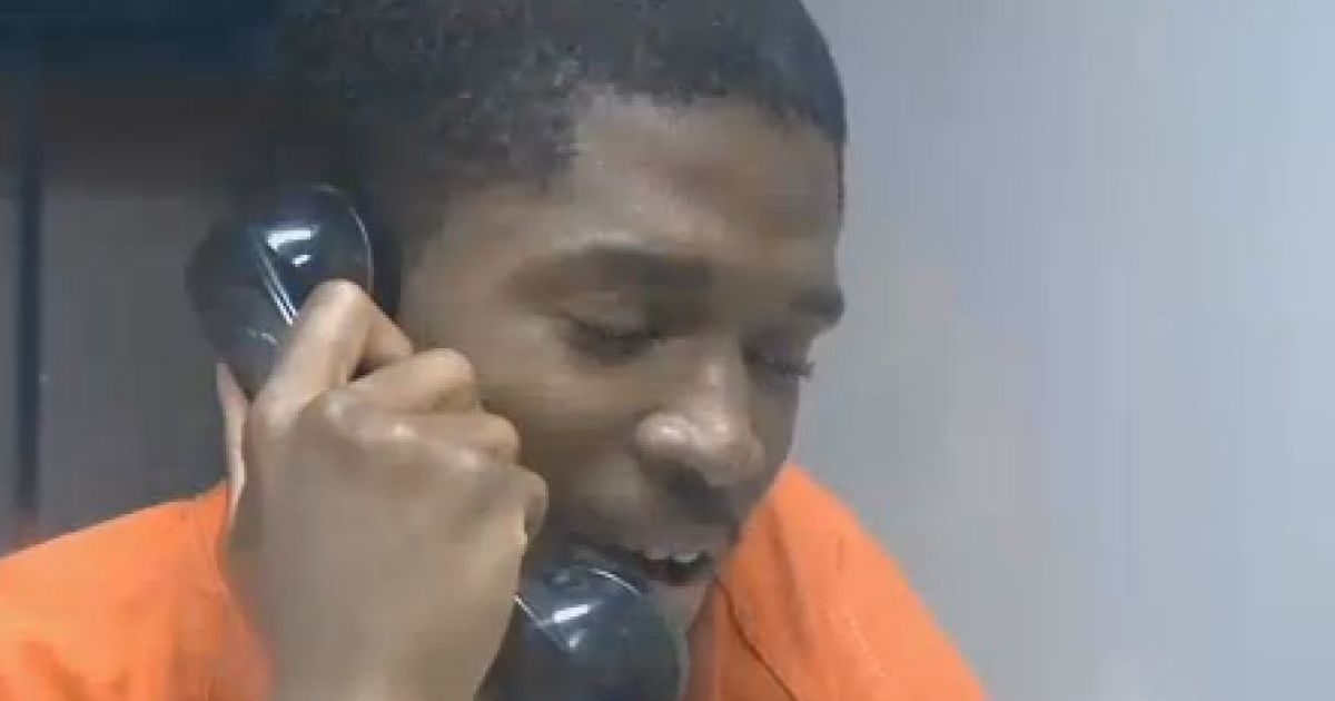 Вільям Рассел вистежував жінок і смоктав їхні ноги.