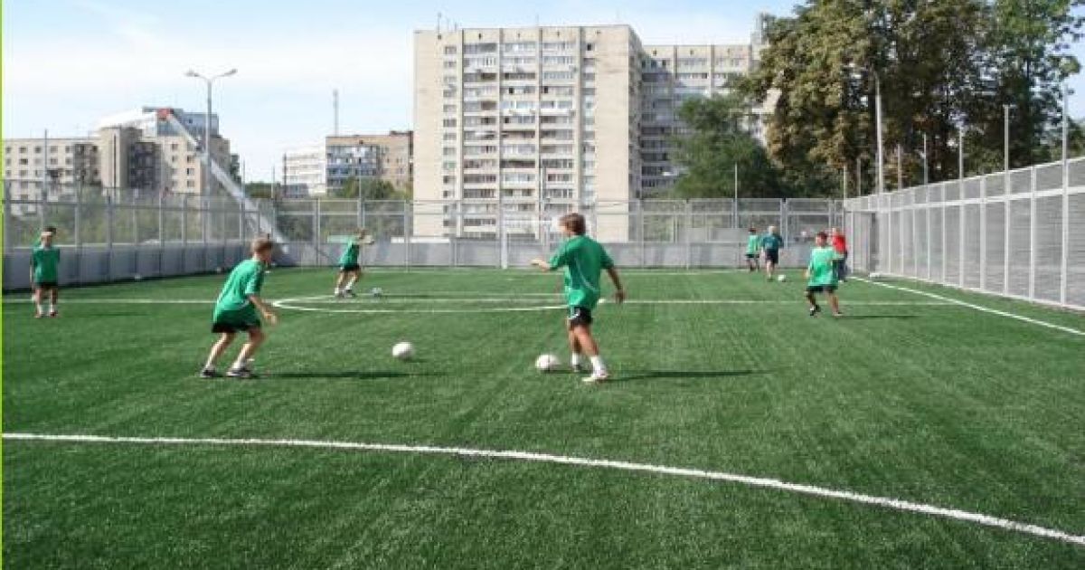 Інвестори будуть здавати стадіони за гроші